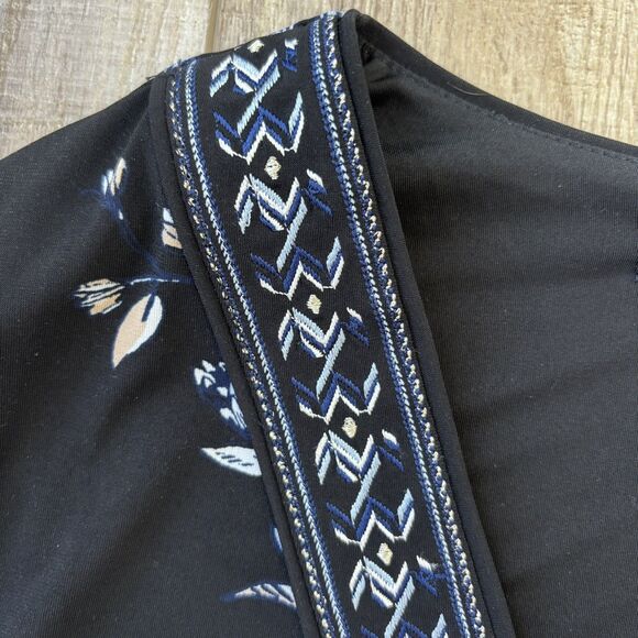 White House Black Market Floral Dress Size M Petite Embroidered Stretch Classic - Picture 5 of 13